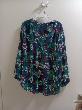 "Adrienne Vittadini", Floral, Long Sleeved, Ladies Blouse